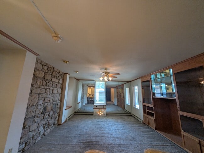 Photo - 1000 Fountain Terrace Dr