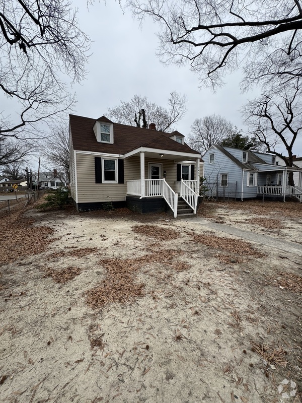 Building Photo - 3419 Meadowbridge Rd Rental