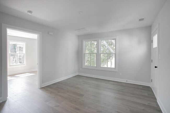 Photo - Downtown Savannah Carriage House New Construction