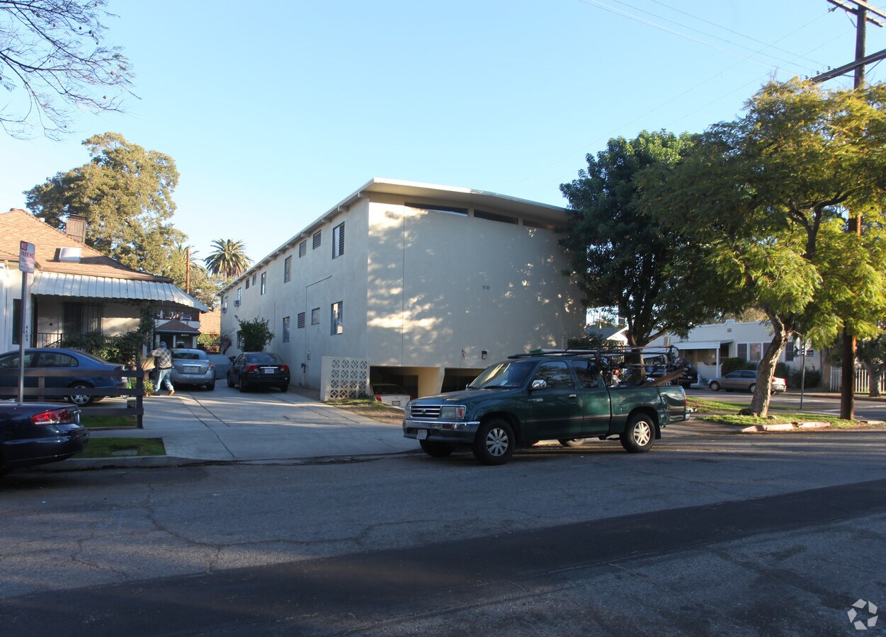 Photo - 1851-1861 Rodney Dr