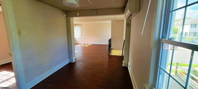 Photo - 239 Roosevelt Ave