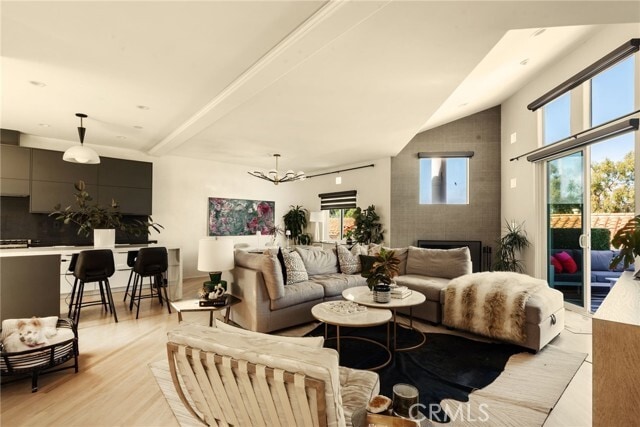 Building Photo - 610 9th St