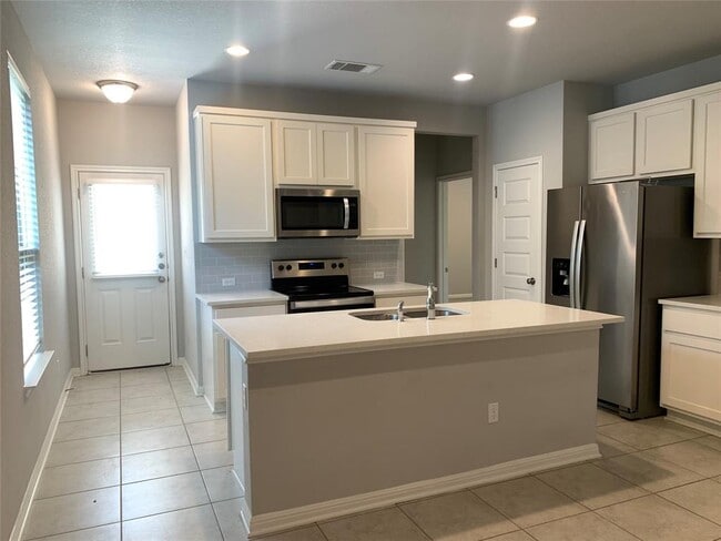 Photo - 241 Syrah Ct