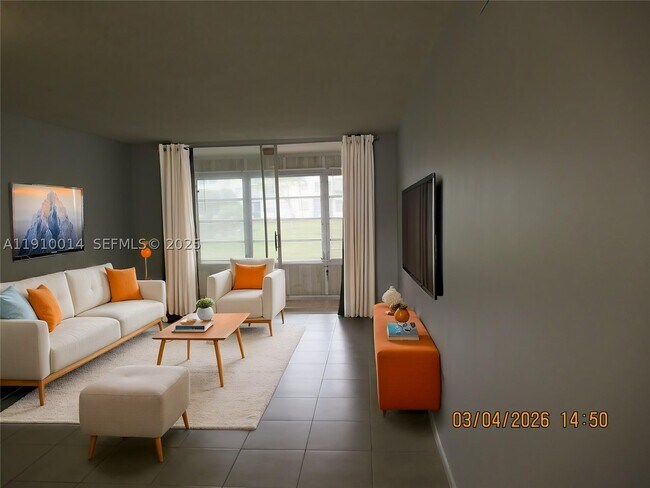 8400 Sunrise Lakes Blvd Unit 106