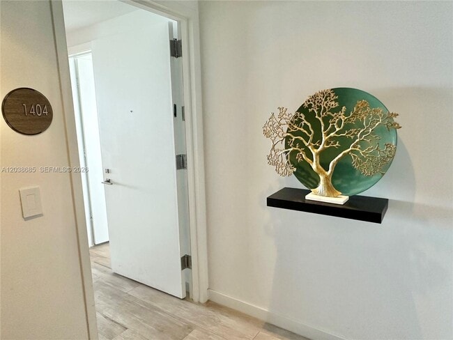 Photo - 650 NE 32nd St Unit 1404