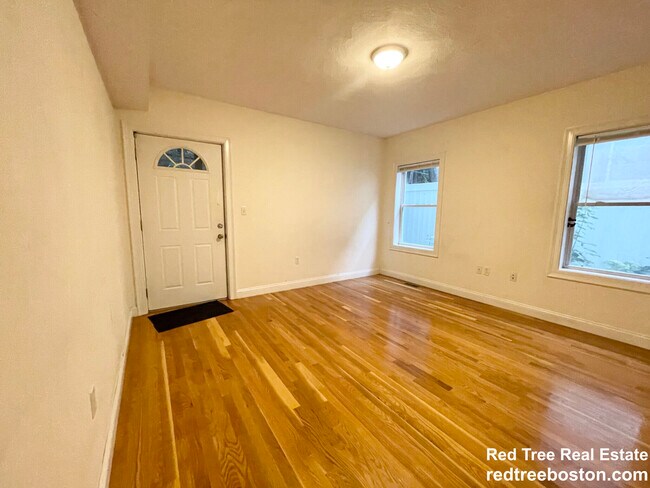 Photo - 128 Hillside St Unidad 2