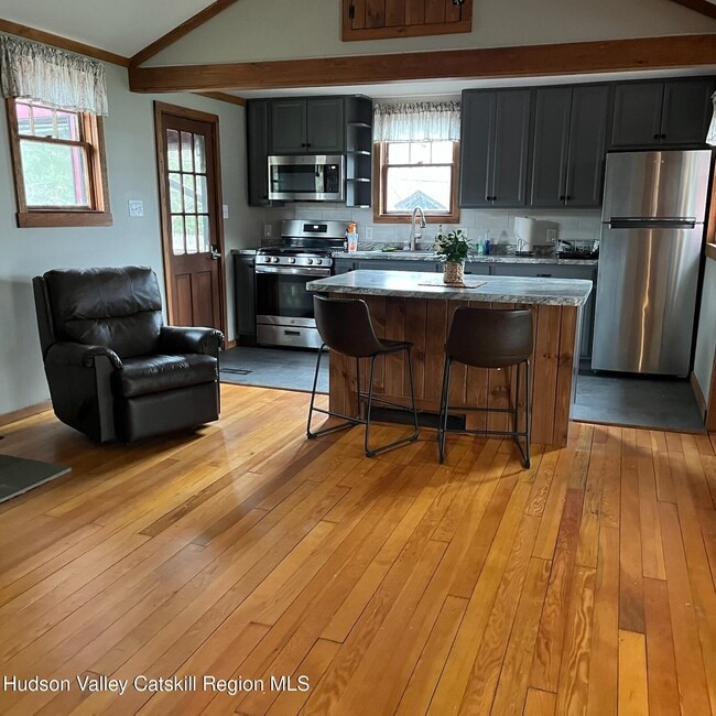 Photo - 16 Longley Dr