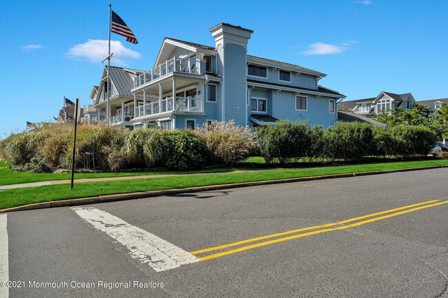 Photo - 211 Ocean Ave N