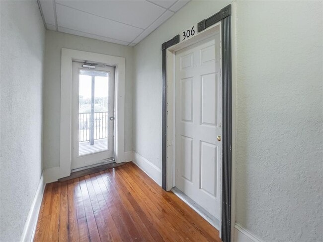Photo - 11 N Central Ave Apartment Unit 306