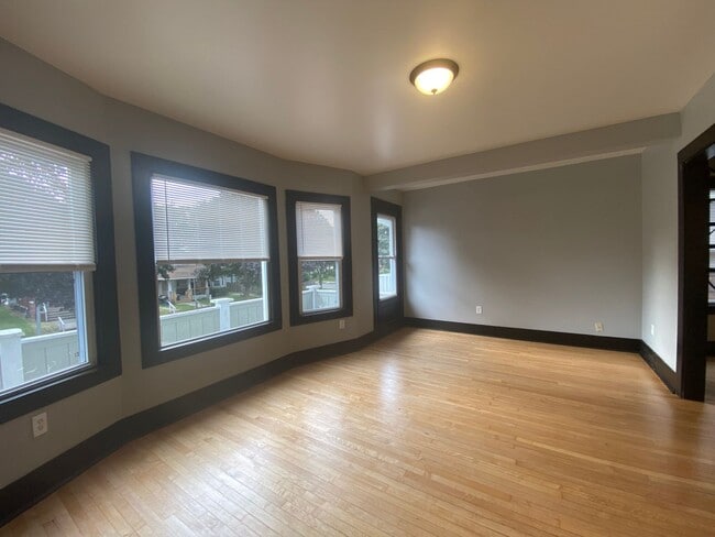 Photo - Maryland Upper near UWM