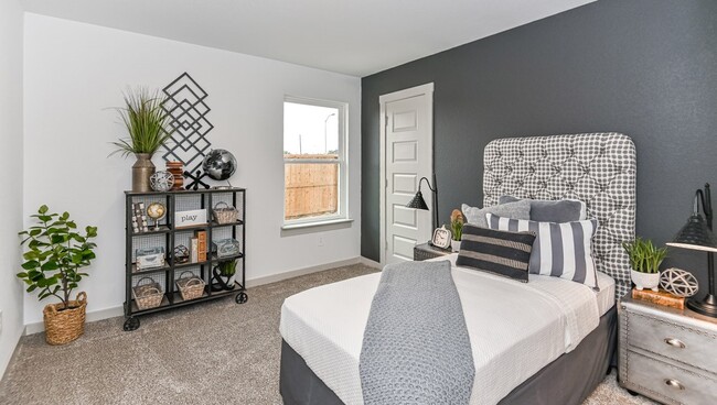 Photo - 1106 Briscoe Ct