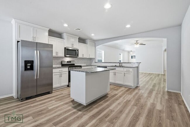 Building Photo - Brand New 4/2/2 in The Heights neighborhood