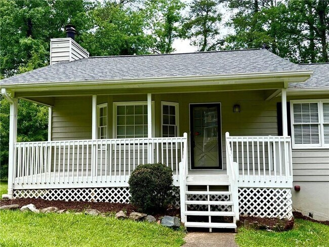 Photo - 4899 Raven Way NE