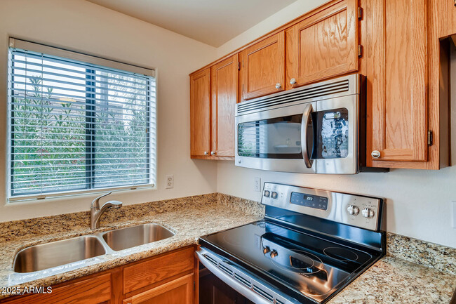 Photo - 13636 N Saguaro Blvd Apartamento Unidad 202