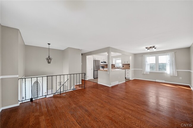 Photo - 4843 O Donnell St