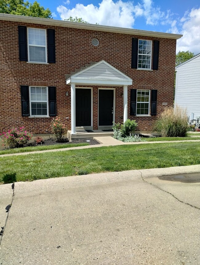 Building Photo - 953 Still Meadow Ln Rental