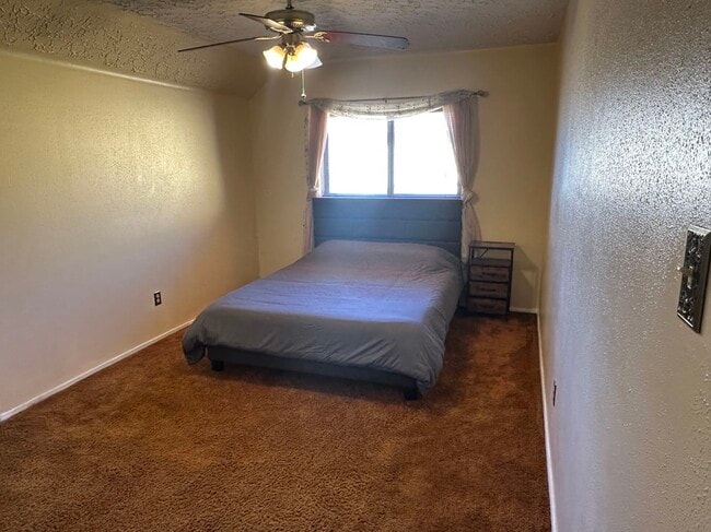 Building Photo - 16527 Quail Briar Dr