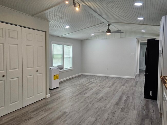 Photo - 723 Alamo St