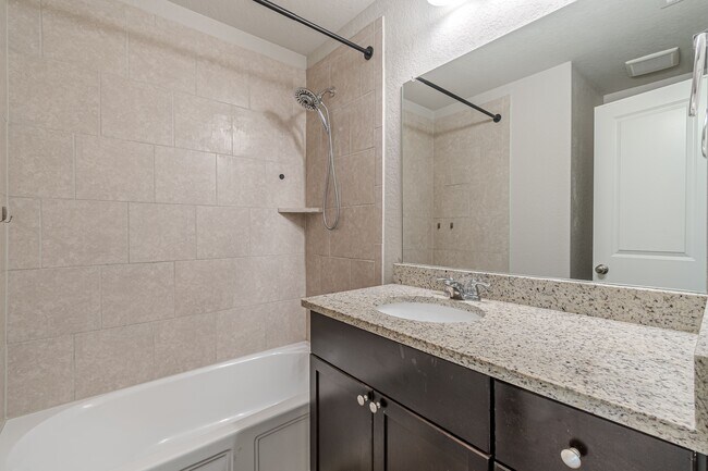 Photo - 229 Holland Pk