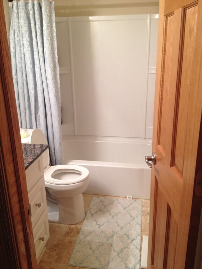 Photo - Completely Updated St. Louis Park Condo-Near Uptown, HWYS, Shops At West End