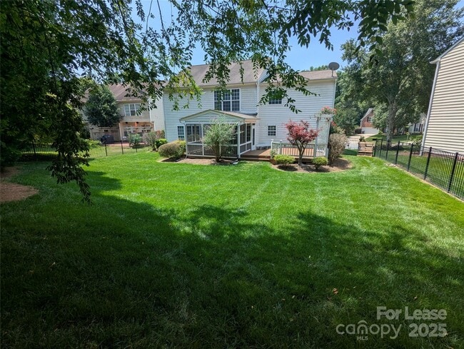 Photo - 7711 Epping Forest Dr