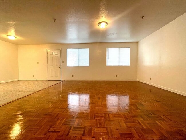 Photo - Nice and clean 3 beds 2 baths located in c... Unidad Apt 2