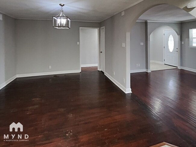 Photo - 2141 Province Ln