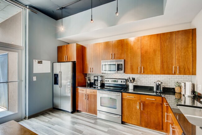 Kitchen/Dining - 3400 Malone Dr Unit 107