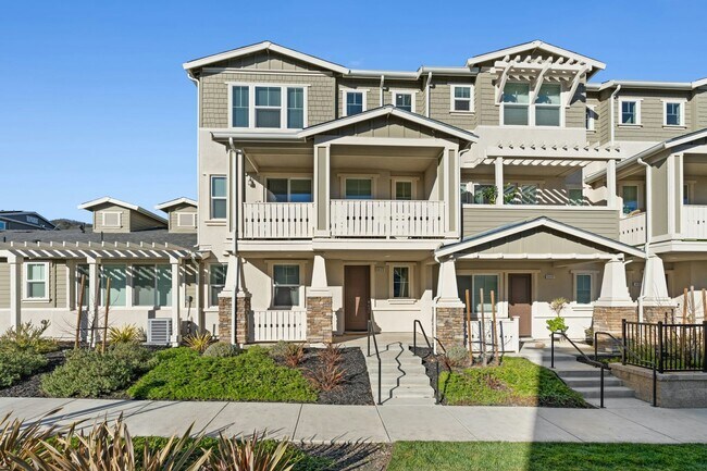 6429 Laguna Seca Ln