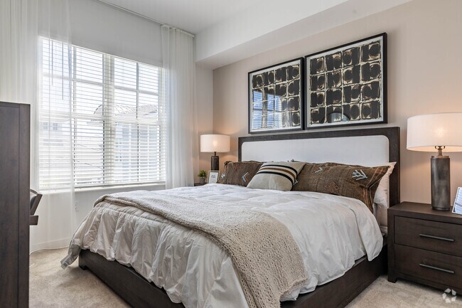 1 BR, 1 BA