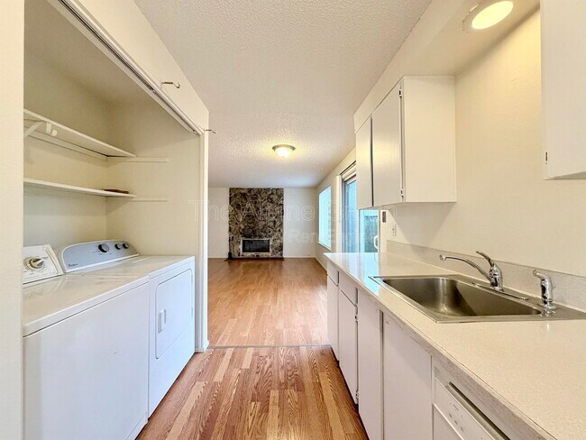 Photo - 13938 SE Powell Blvd Unit 2