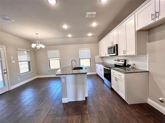 Photo - 537 Hillcrest Cir