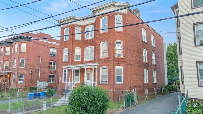 Photo - 19-21-21 Whitmore St