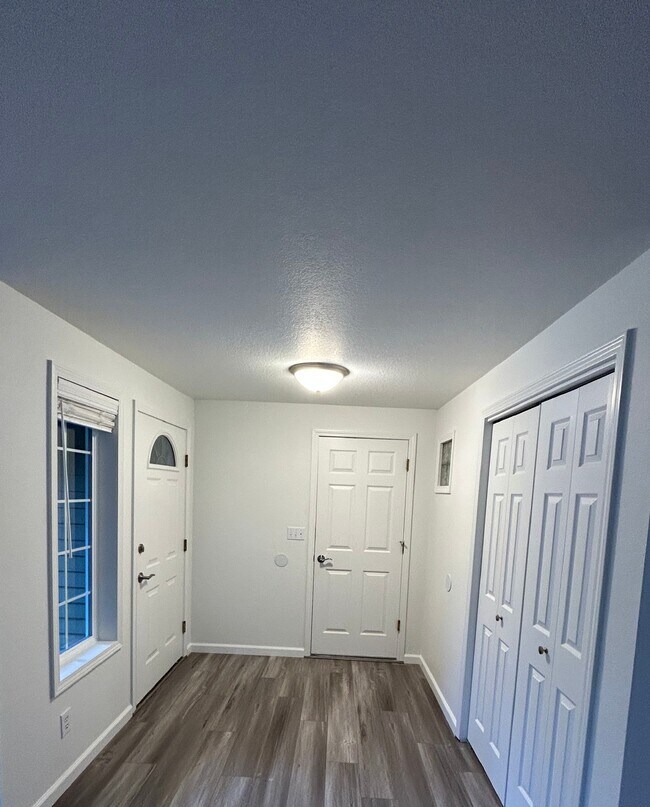 Photo - 4906 123rd St NE