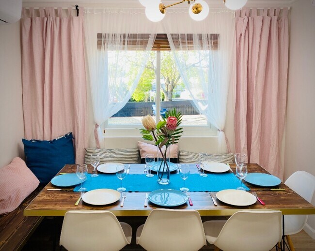 Photo - 3433 Florence St