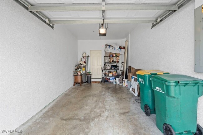 Building Photo - 941 Hampton Cir Rental
