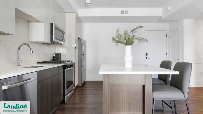 Photo - 3005 Peachtree Rd NW Unidad 1214