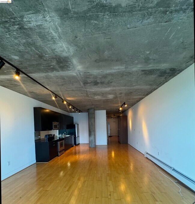 Photo - 311 Oak St Unit 804