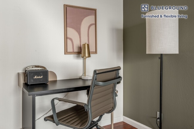 837 Cowper St Unit SI FL2-ID1289