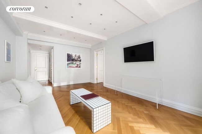 Photo - 502 Park Ave