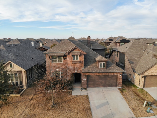 Building Photo - 728 Chatsworth Dr