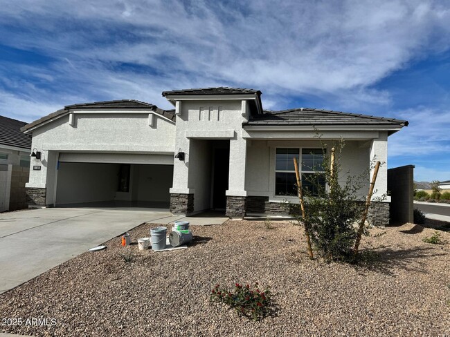 Building Photo - 10018 N 177th Ave