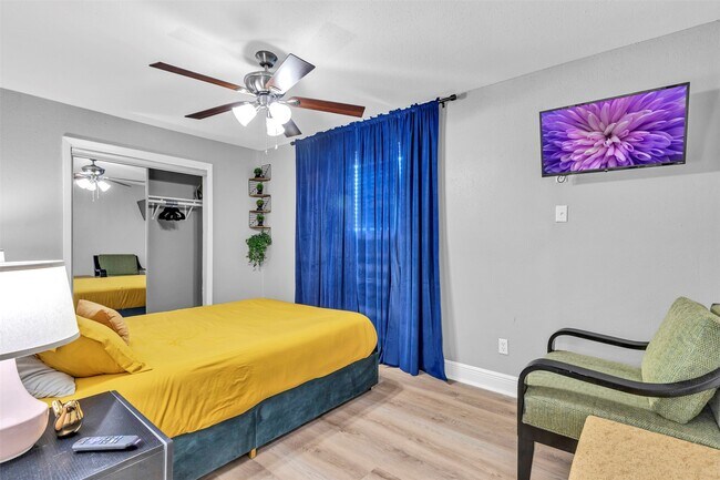 Photo - 1840 Richmond Ave. Unit 32