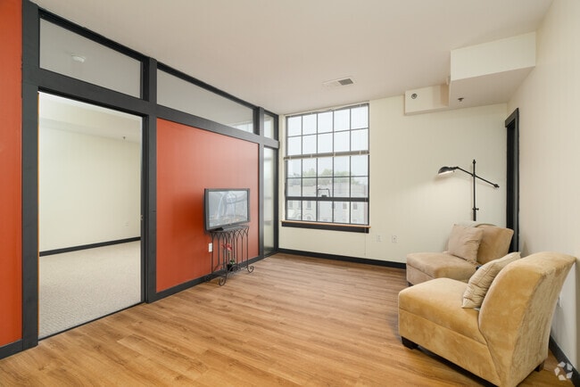 2BR, 2BA