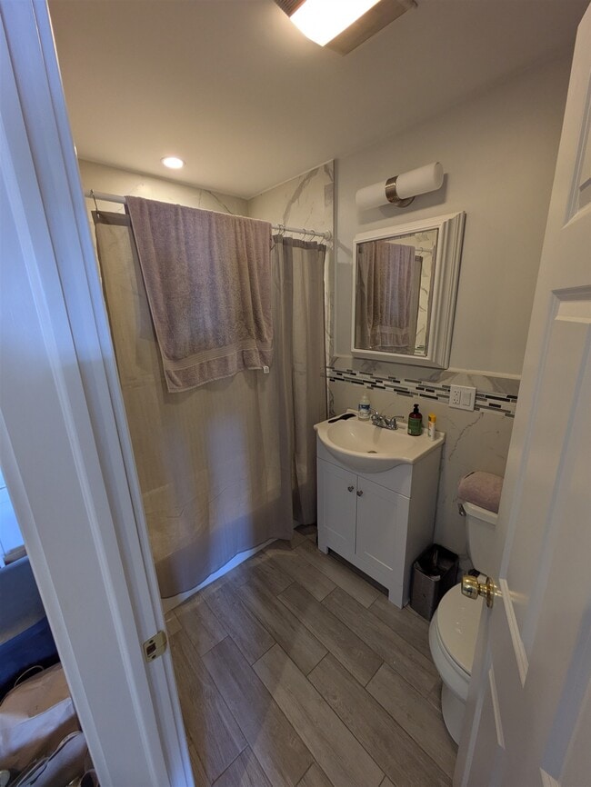 1102 Broadway Unidad 6