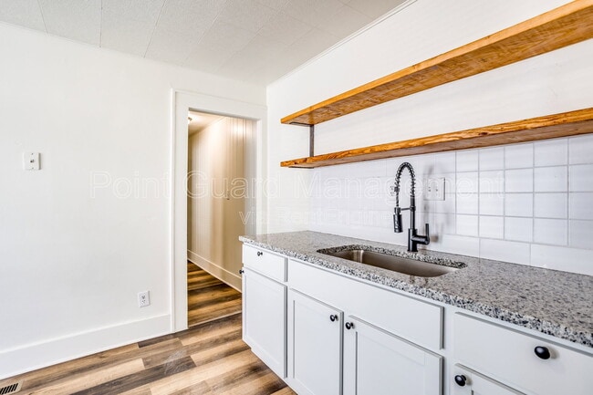 Photo - 1204-1206 N Jefferson Ave