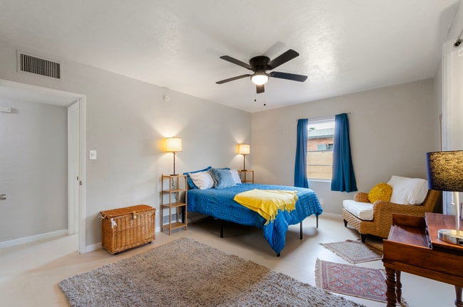 Photo - 2133 E Mabel St Unit Bedroom 1