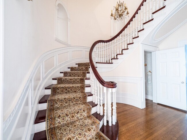 Photo - 216 Commonwealth Ave Unit 2