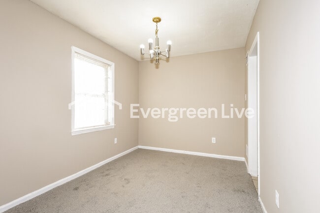 Photo - 4996 Harrington Ave