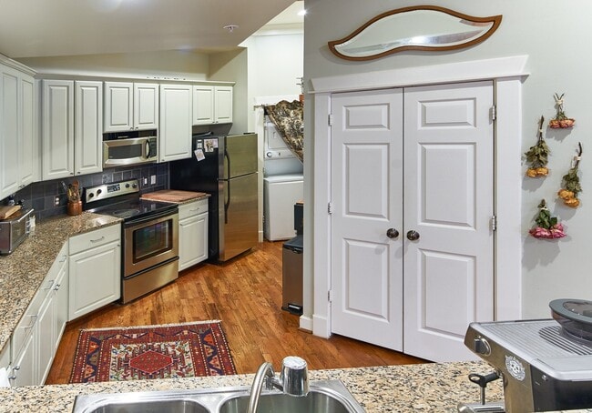 Photo - 215 W Norma St Unit 203